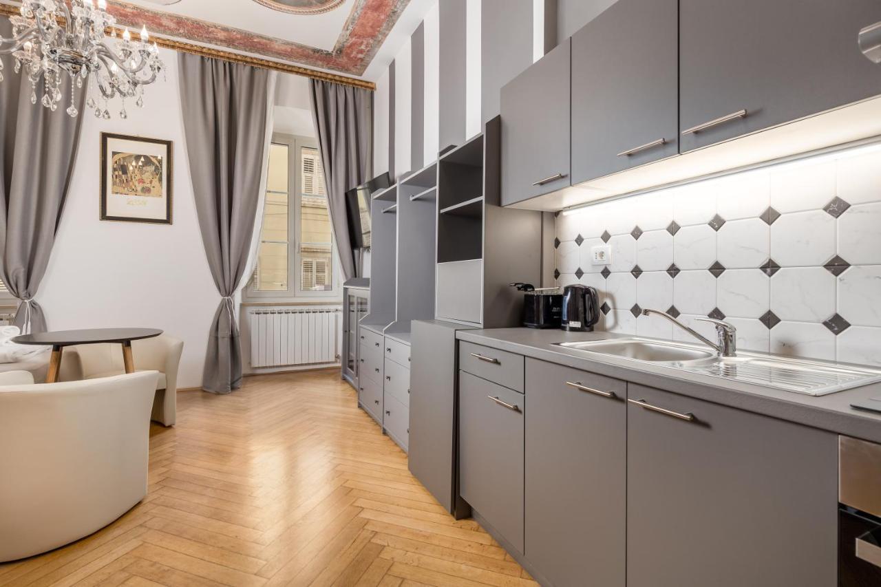 Appartement Art Teatro - Gustav Klimt à Rijeka Extérieur photo
